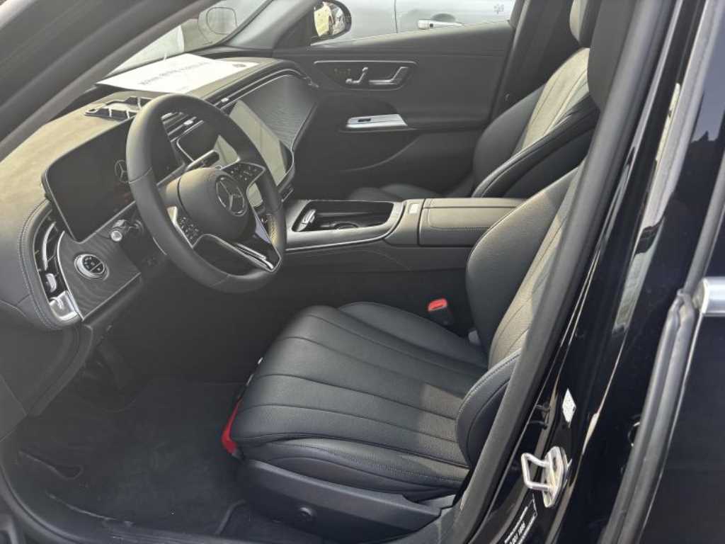 Mercedes Benz E class - Vista 6