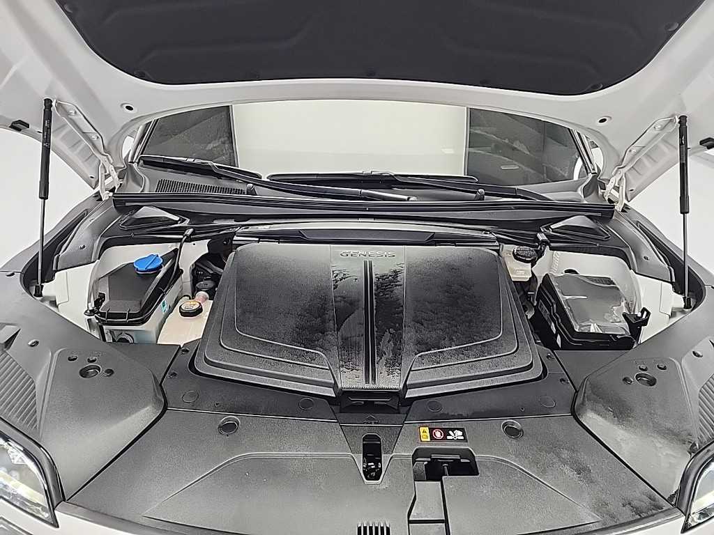 Genesis GV60 - Vista 5