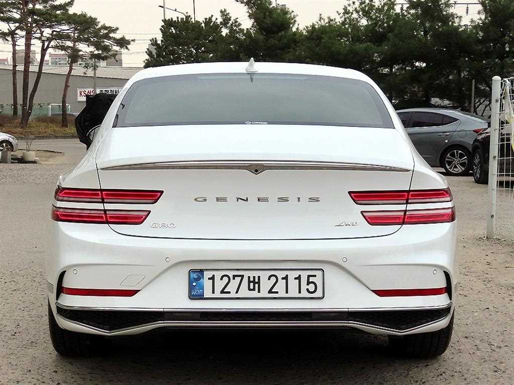 Genesis G80 - Vista 4