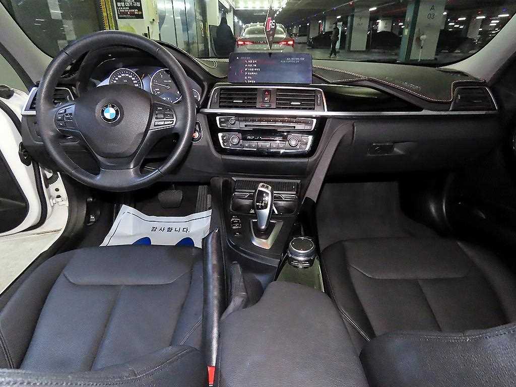 BMW 3 series - Vista 10