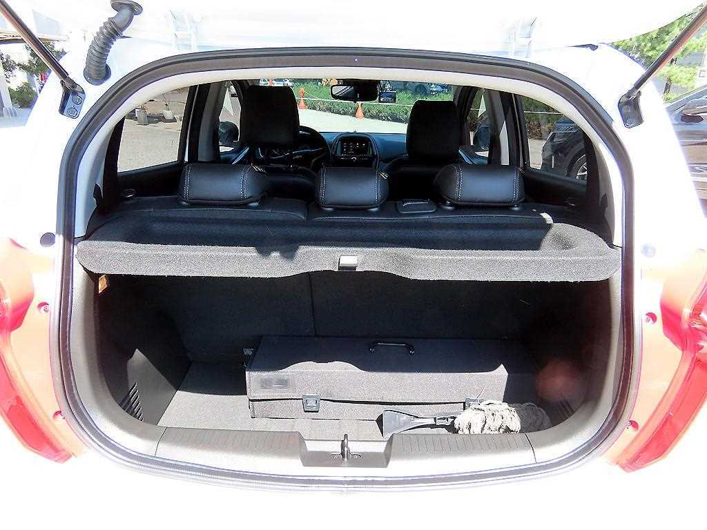 Chevrolet Spark 2022 Blanco - Importación desde Corea - HF Imports Iquique - Foto 18