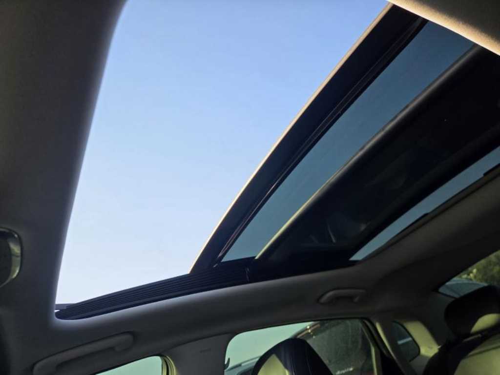 HYUNDAI Grandeur - Vista 10