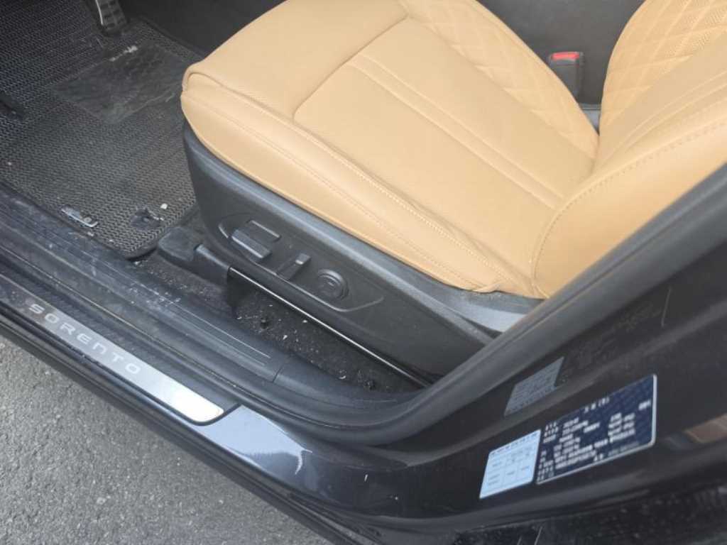 KIA Sorento - Vista 5