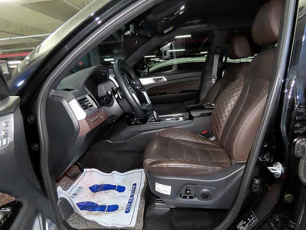 Ssangyong Rexton - Vista 6