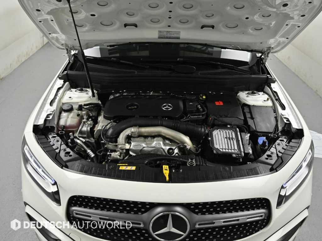 Mercedes Benz GLB Class - Vista 6