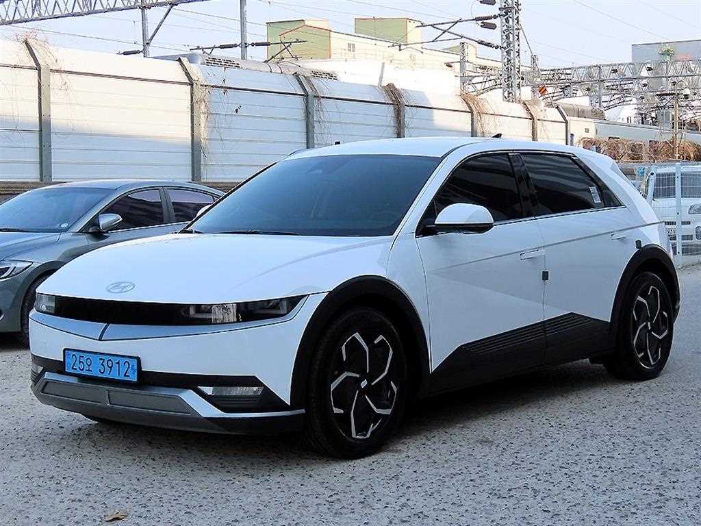 HYUNDAI Ioniq 5 - Vista 2