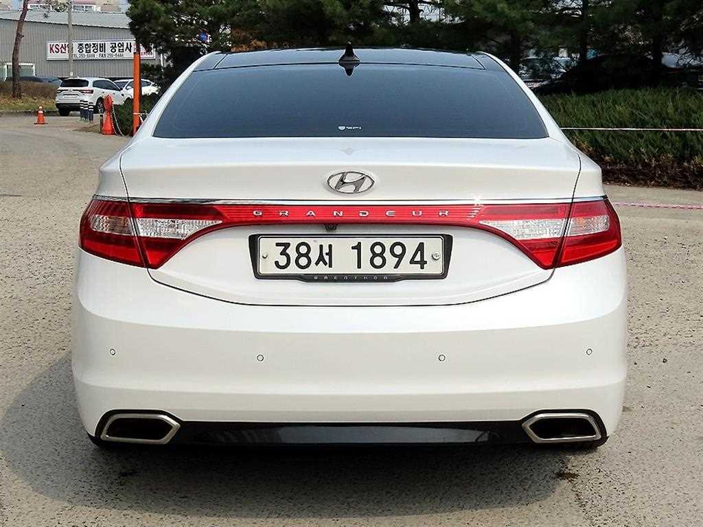HYUNDAI Grandeur - Vista 4