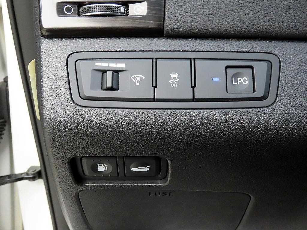 HYUNDAI Sonata 2013 Blanco - Importación desde Corea - HF Imports Iquique - Foto 13