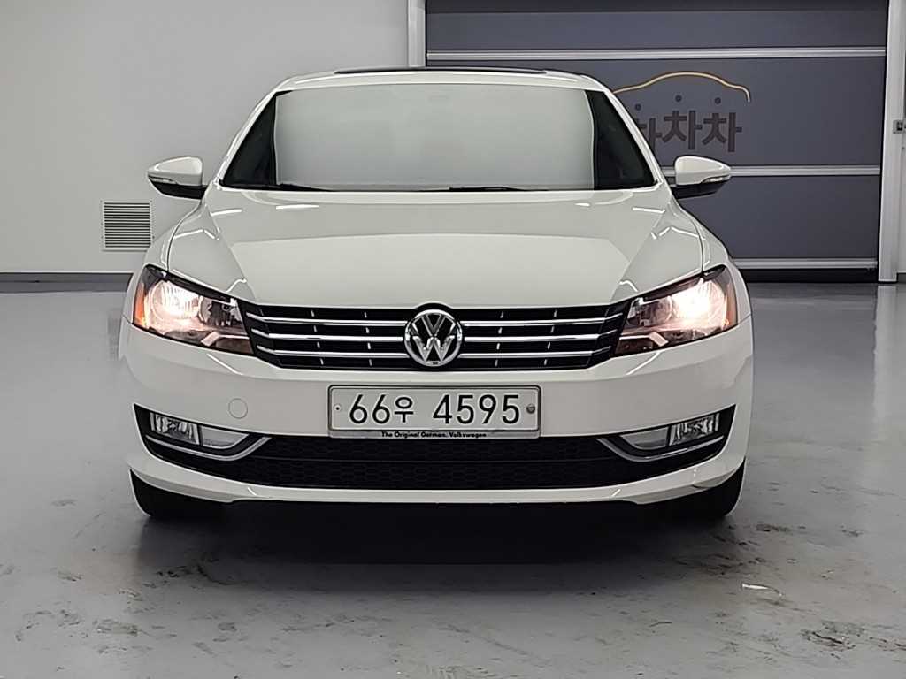 Volkswagen Passat - Vista 2