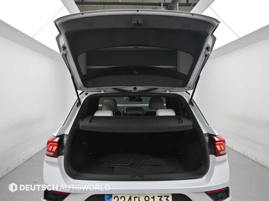 Volkswagen T-Roc 2022 Gris - Importación desde Corea - HF Imports Iquique - Foto 19