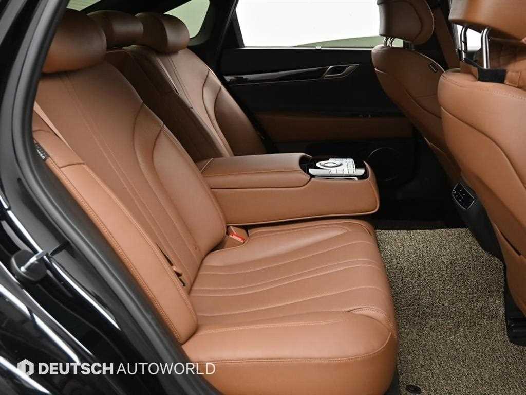 Genesis G80 - Vista 12