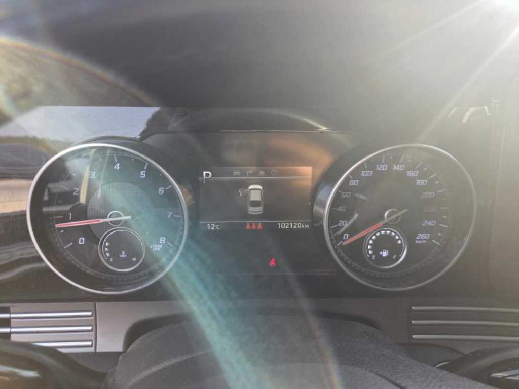 HYUNDAI Grandeur - Vista 7