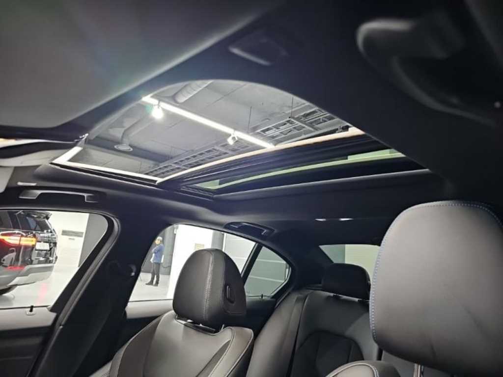 BMW 3 series 2022 Blanco - Importación desde Corea - HF Imports Iquique - Foto 16