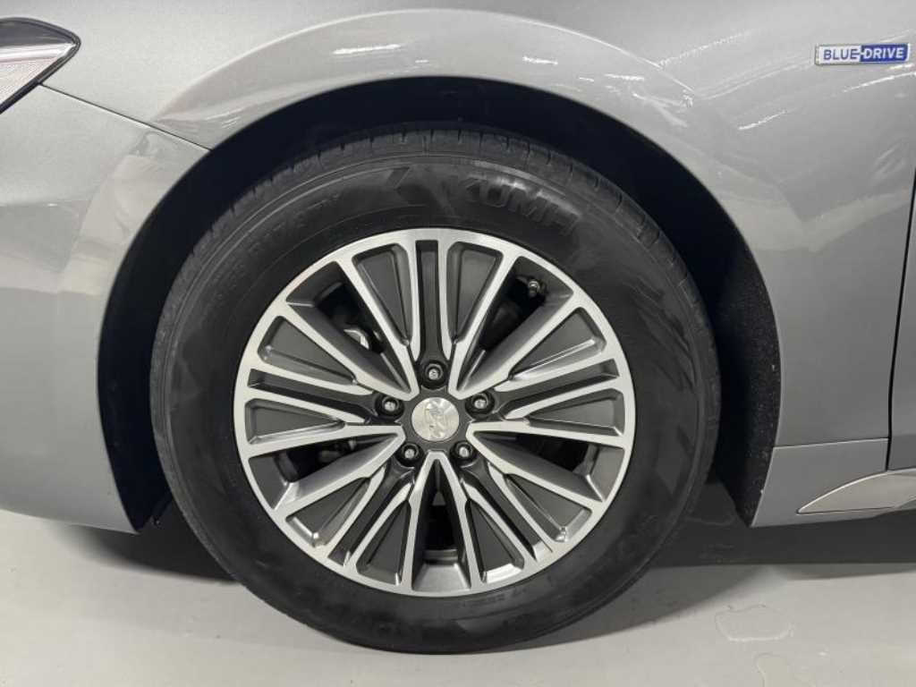 HYUNDAI Grandeur 2018 Gris - Importación desde Corea - HF Imports Iquique - Foto 20