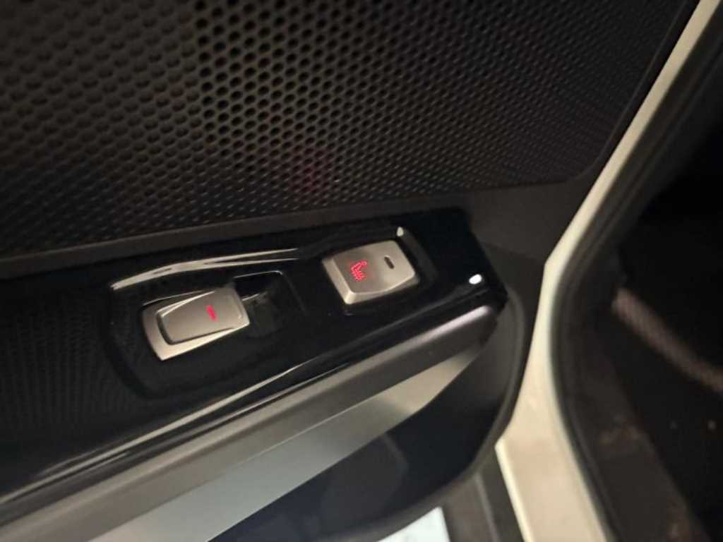 Ssangyong Tivoli - Vista 12