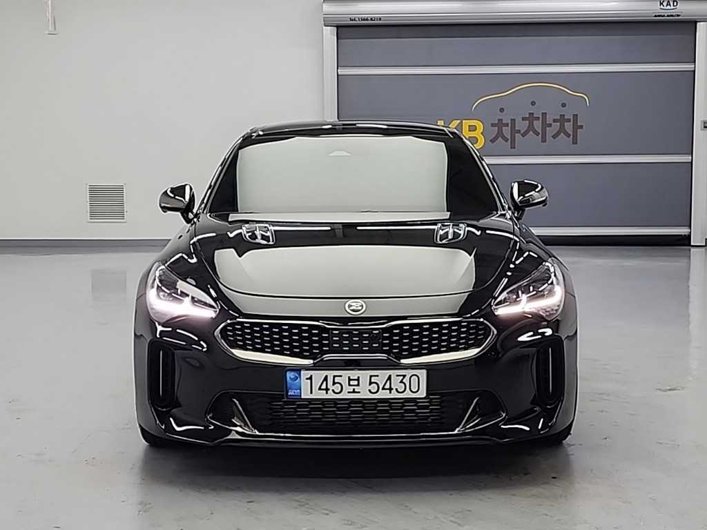 KIA Stinger - Vista 2