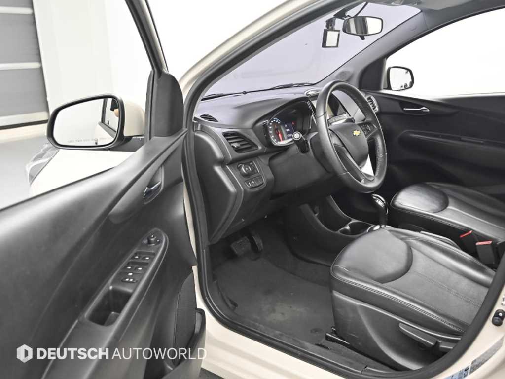 Chevrolet Spark - Vista 11