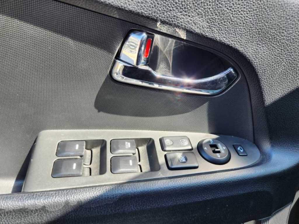 KIA Sportage 2012 Blanco - Importación desde Corea - HF Imports Iquique - Foto 17