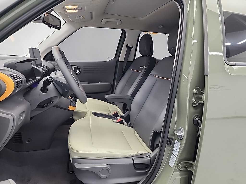 HYUNDAI Casper - Vista 11