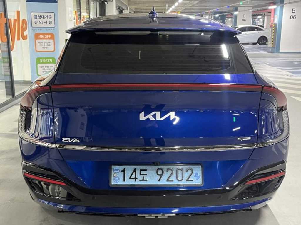 KIA EV6 - Vista 5