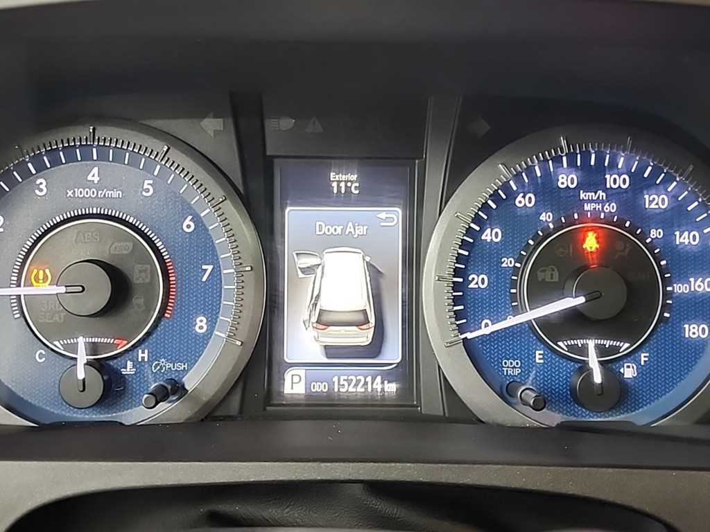 Toyota Siena - Vista 6
