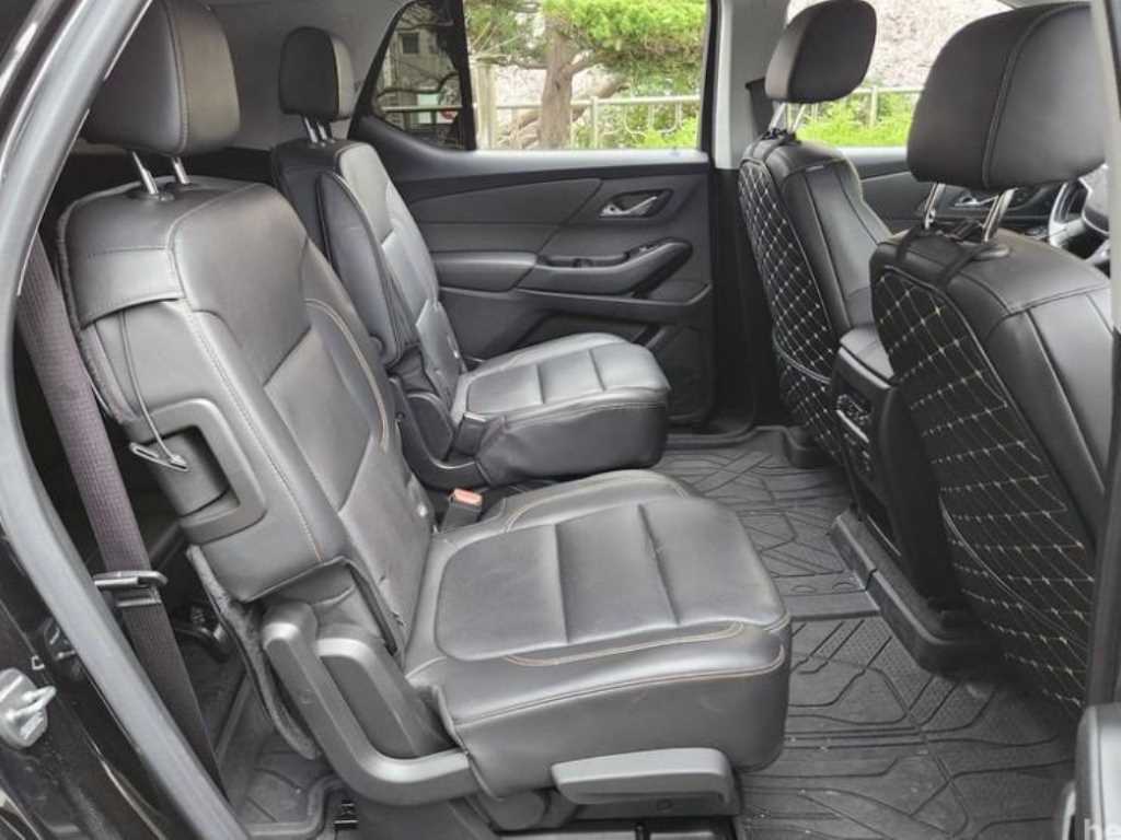 Chevrolet Travers - Vista 4