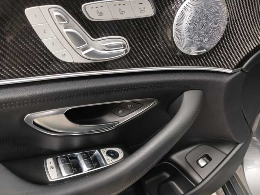 Mercedes Benz E class - Vista 9