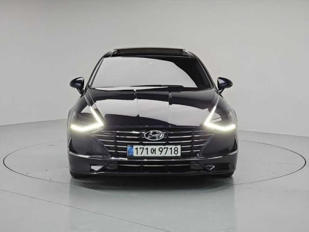 HYUNDAI Sonata - Vista 2