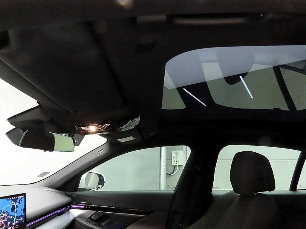 BMW 5 Series 2024 Blanco - Importación desde Corea - HF Imports Iquique - Foto 16