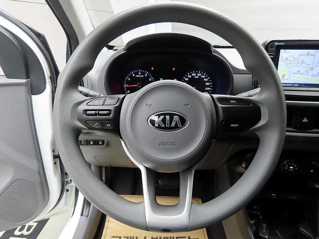 KIA Morning - Vista 11