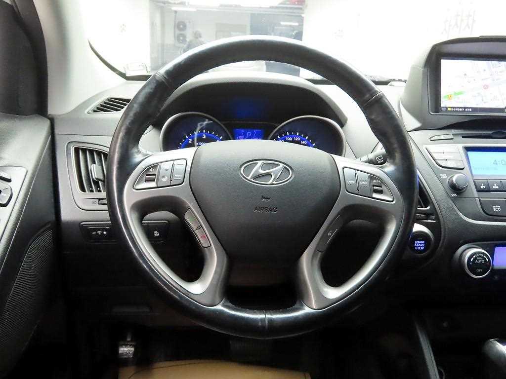 HYUNDAI Tucson - Vista 7