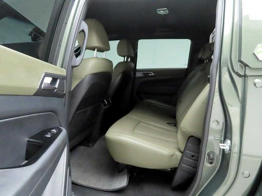 Ssangyong Rexton 2024 Verde - Importación desde Corea - HF Imports Iquique - Foto 13