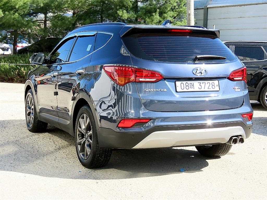 HYUNDAI Santa Fe - Vista 3