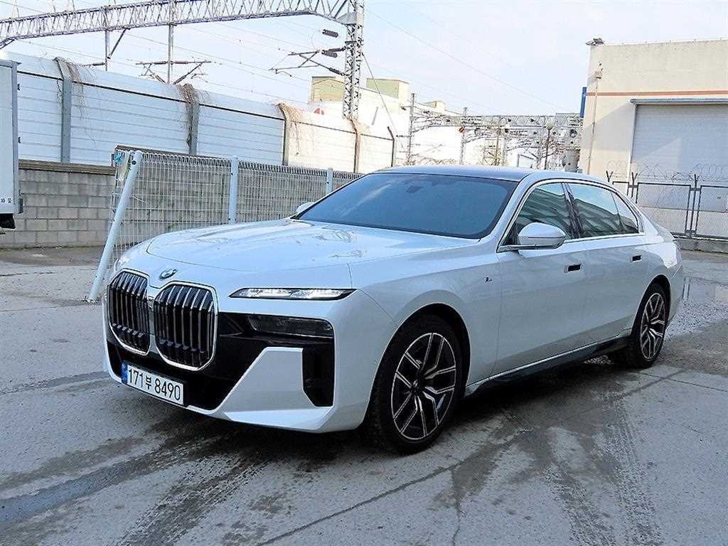 BMW 7 Series - Vista 2