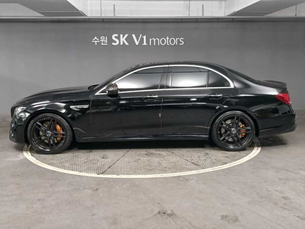 Mercedes Benz E class - Vista 3