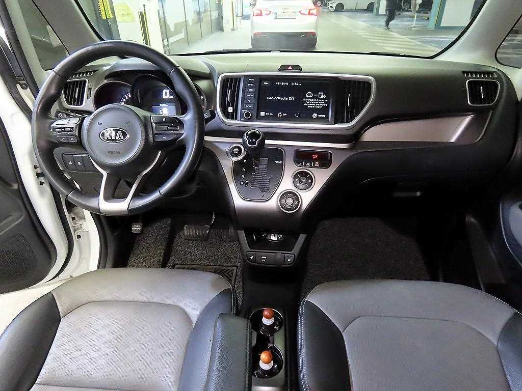KIA Ray - Vista 10