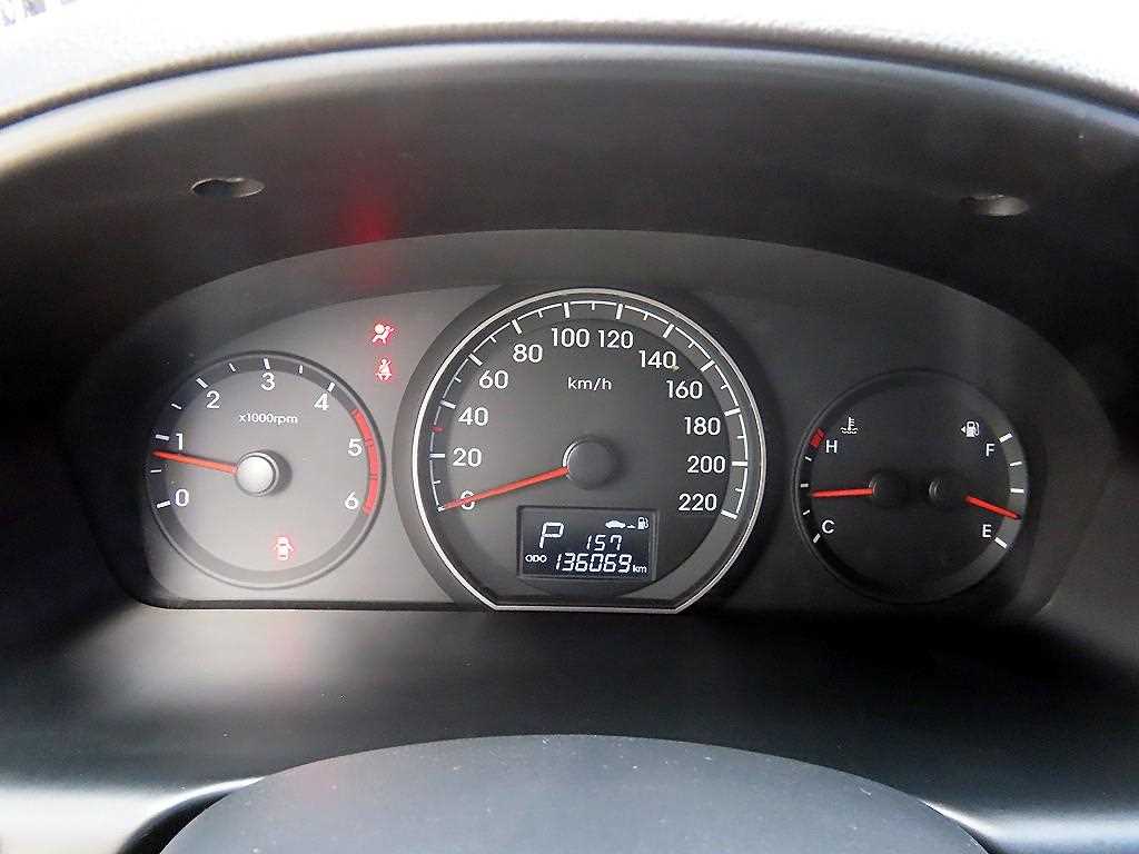 HYUNDAI Starex - Vista 9