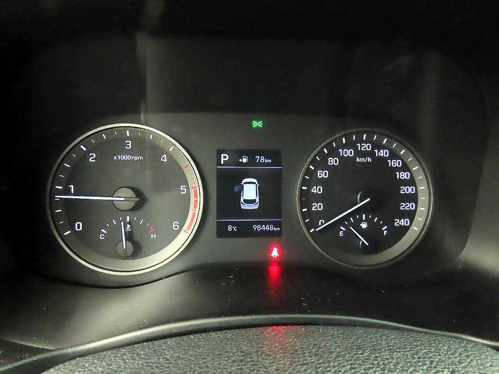 HYUNDAI Tucson - Vista 8