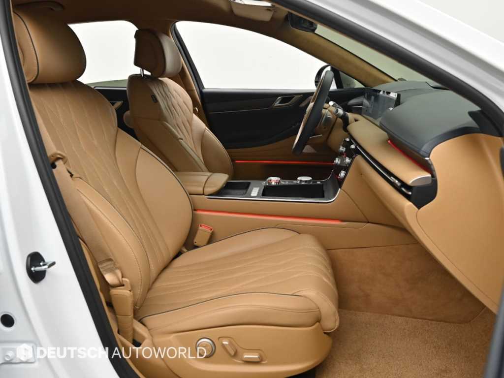 Genesis G80 - Vista 10