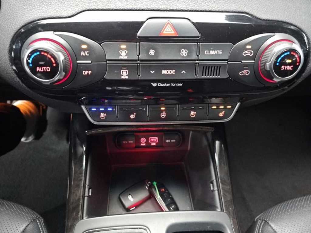 KIA Sorento - Vista 11