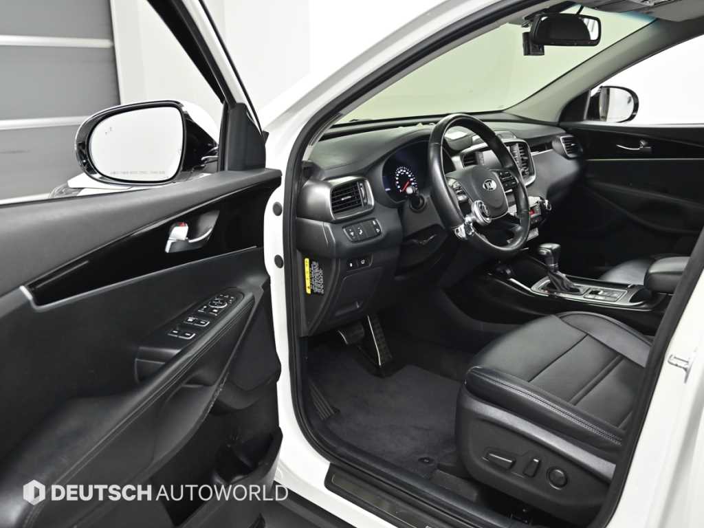 KIA Sorento - Vista 11