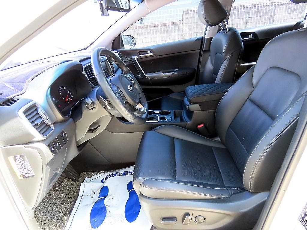 KIA Sportage - Vista 5