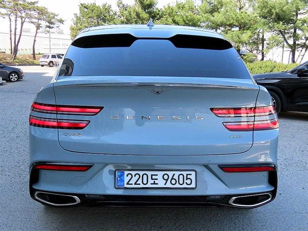 Genesis GV80 - Vista 4