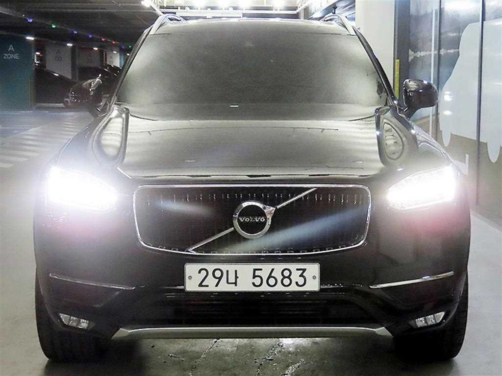 Volvo XC90 - Vista 2