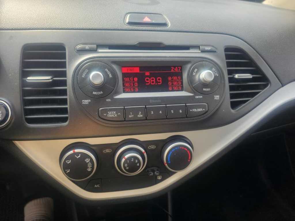 KIA Morning - Vista 5