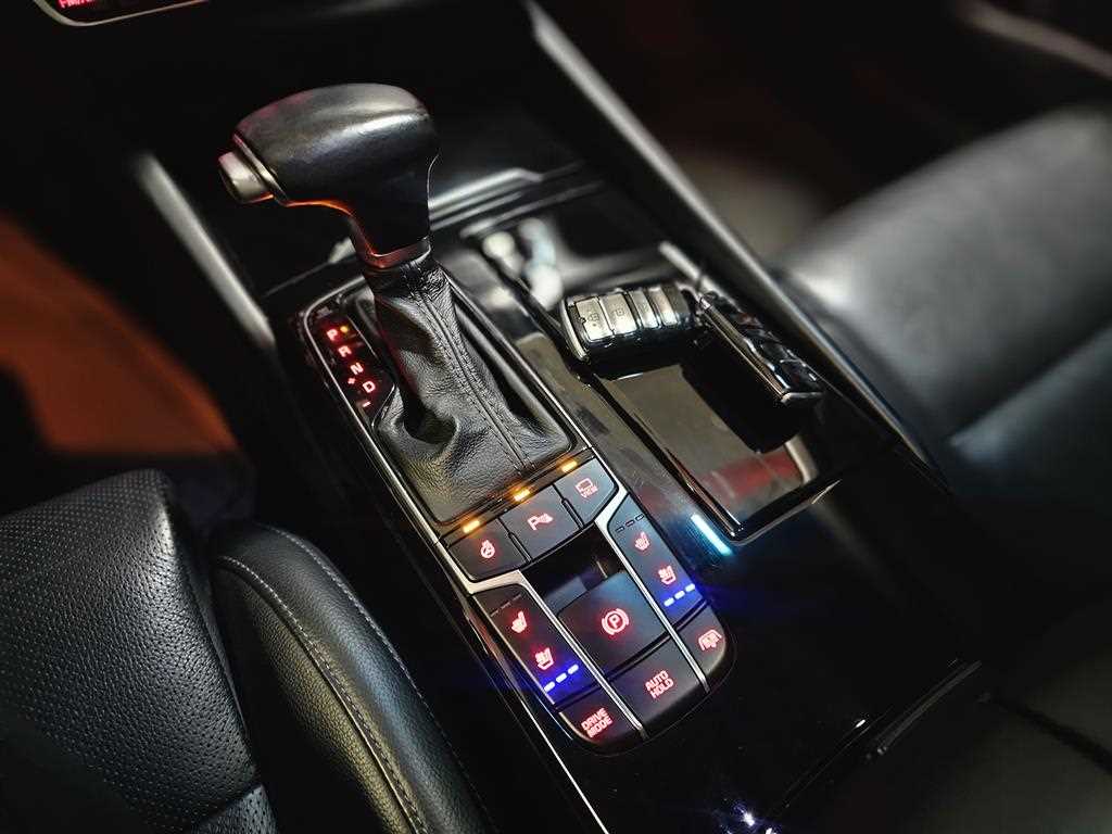 KIA K7 2016 Negro - Importación desde Corea - HF Imports Iquique - Foto 15