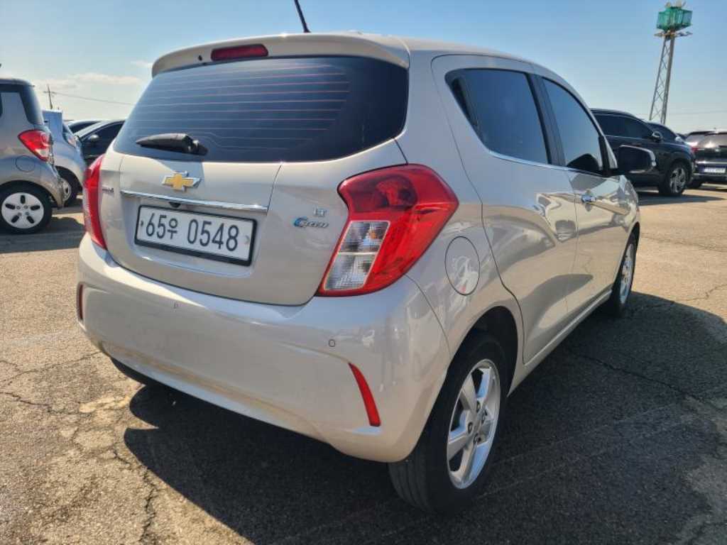 Chevrolet Spark - Vista 7