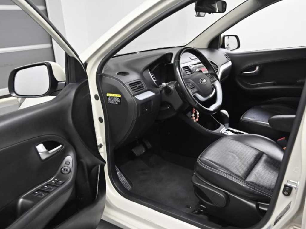 KIA Morning - Vista 11