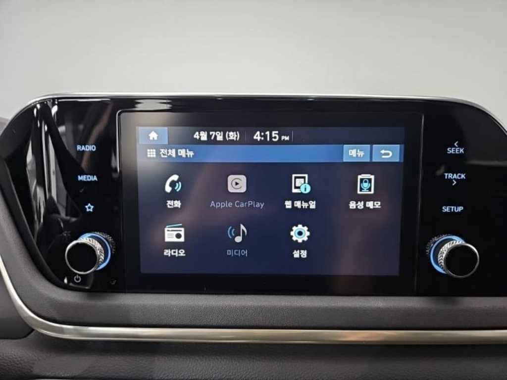 HYUNDAI Sonata - Vista 9