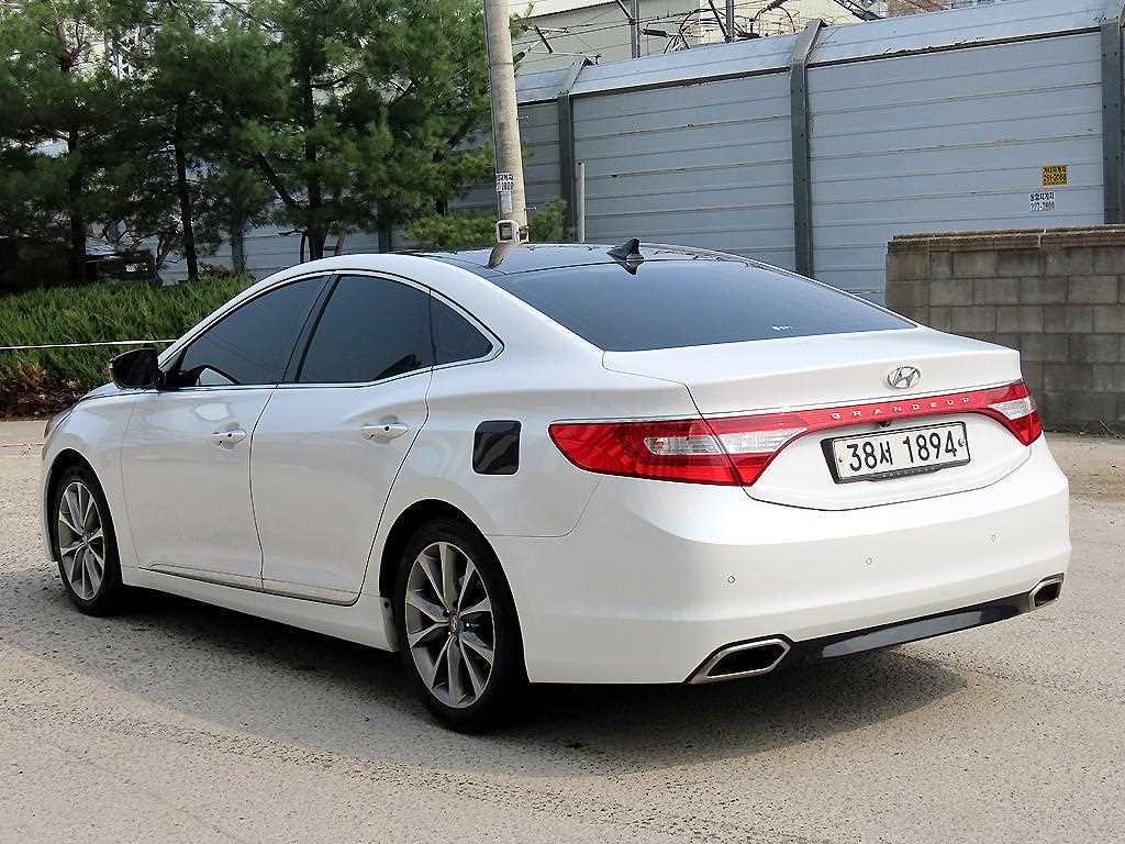 HYUNDAI Grandeur - Vista 3